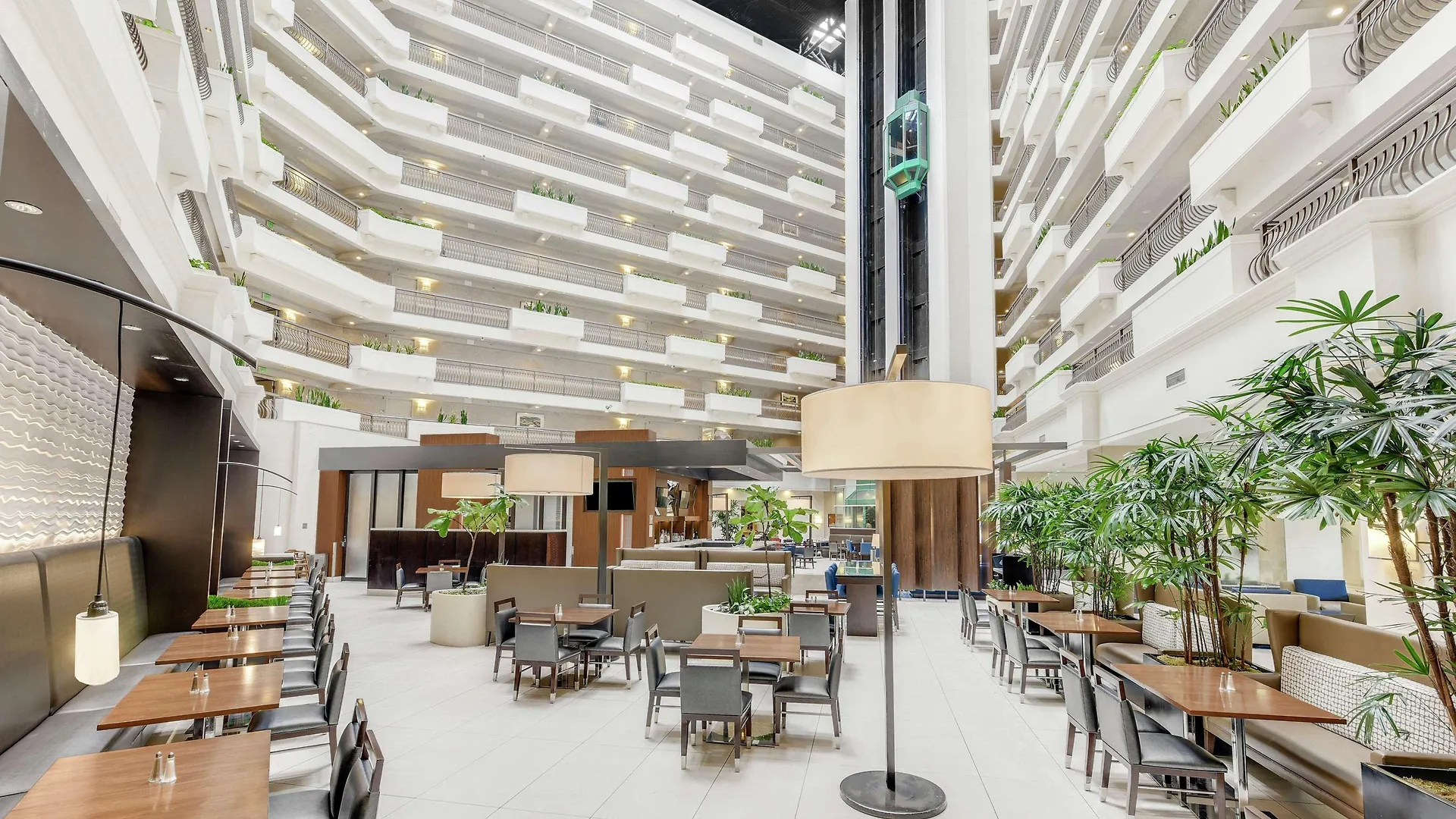 Hotel Embassy Suites By Hilton Anaheim-Orange